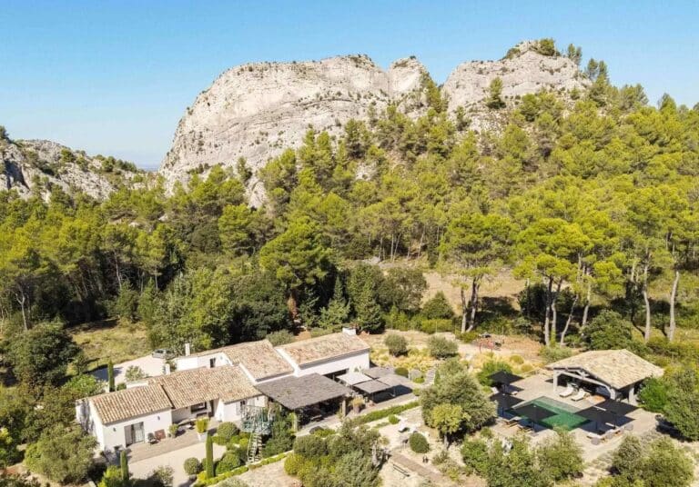 location saisonniere alpilles 2 3 | Time in Provence