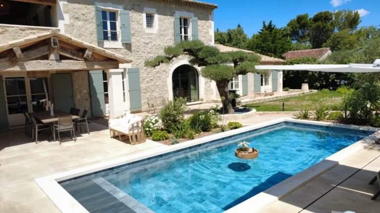 location Alpilles piscine